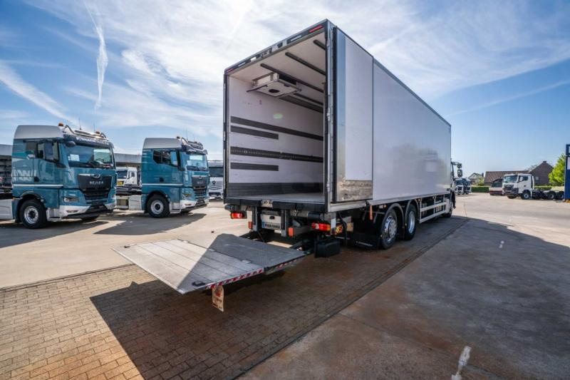 Renault D WIDE 380-6x2+CARRIER SUPRA MULTI 1250 Mt - Chladírenský nákladní automobil: obrázek 5 Renault D WIDE 380-6x2+CARRIER SUPRA MULTI 1250 Mt - Chladírenský nákladní automobil: obrázek 5