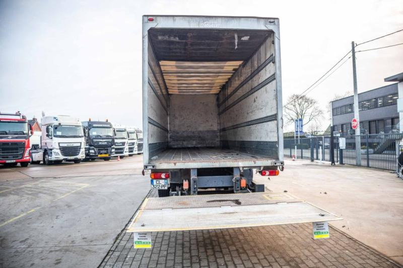 Renault MIDLUM 270 DXI (18t.)+DHOLLANDIA 2T. - Skříňový nákladní auto: obrázek 4 Renault MIDLUM 270 DXI (18t.)+DHOLLANDIA 2T. - Skříňový nákladní auto: obrázek 4
