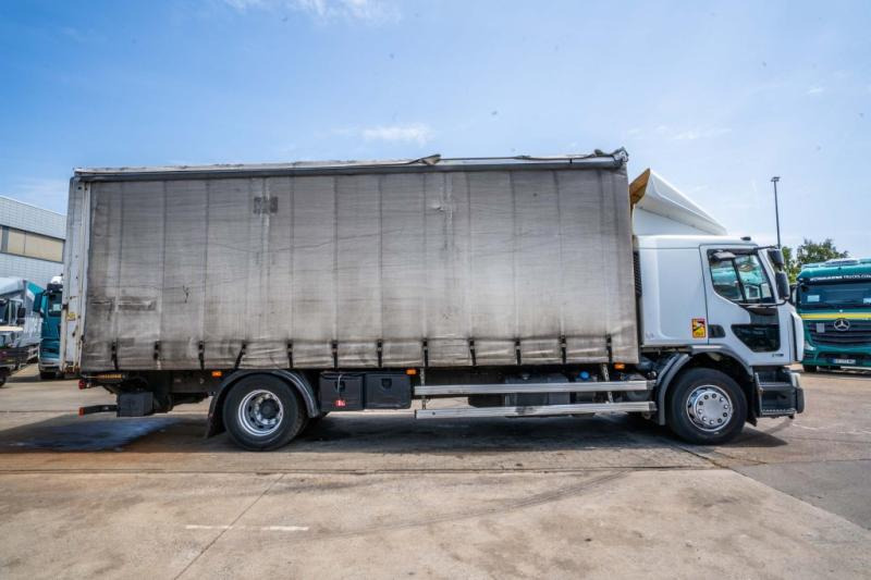 Renault PREMIUM 270 DXI +DHOLLANDIA 2.5T - Plachtový nákladní auto: obrázek 3 Renault PREMIUM 270 DXI +DHOLLANDIA 2.5T - Plachtový nákladní auto: obrázek 3