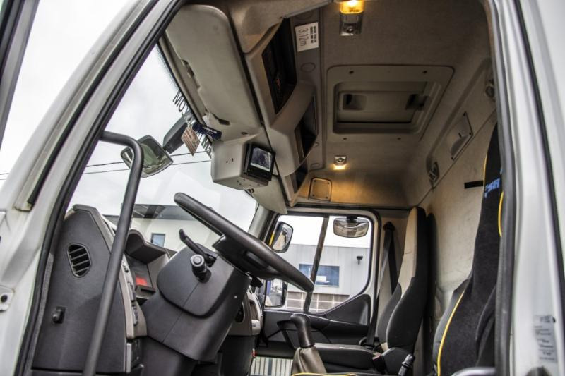 Renault PREMIUM 280 DXI + 13000L ( 4COMP. +SOURCE+DOME ) - Cisternové vozidlo: obrázek 5 Renault PREMIUM 280 DXI + 13000L ( 4COMP. +SOURCE+DOME ) - Cisternové vozidlo: obrázek 5