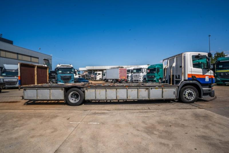 Scania P 270 (19T)- PORTE GAZ /10 PALETTES - Nákladní automobil valníkový/ Plošinový: obrázek 3 Scania P 270 (19T)- PORTE GAZ /10 PALETTES - Nákladní automobil valníkový/ Plošinový: obrázek 3