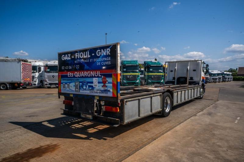 Scania P 270 (19T)- PORTE GAZ /10 PALETTES - Nákladní automobil valníkový/ Plošinový: obrázek 4 Scania P 270 (19T)- PORTE GAZ /10 PALETTES - Nákladní automobil valníkový/ Plošinový: obrázek 4