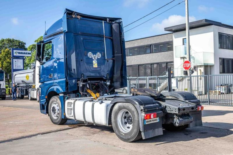 Mercedes ACTROS 1848 LS - Tahač: obrázek 4 Mercedes ACTROS 1848 LS - Tahač: obrázek 4