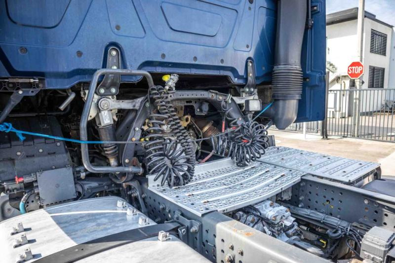 Mercedes ACTROS 1848 LS - Tahač: obrázek 5 Mercedes ACTROS 1848 LS - Tahač: obrázek 5