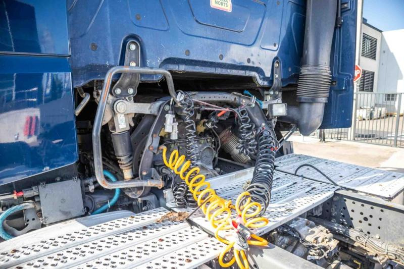 Mercedes ACTROS 1848 LS - Tahač: obrázek 5 Mercedes ACTROS 1848 LS - Tahač: obrázek 5