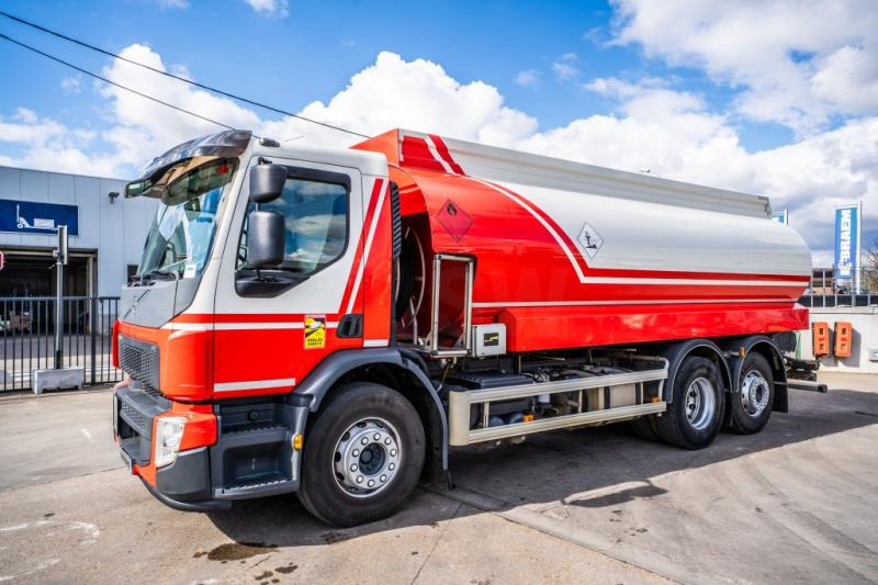 Volvo FE 320+MAGYAR 19.000L/5Comp. - Cisternové vozidlo: obrázek 1 Volvo FE 320+MAGYAR 19.000L/5Comp. - Cisternové vozidlo: obrázek 1