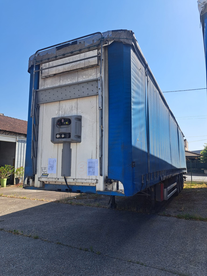 FRUEHAUF - Plachtový návěs: obrázek 2 FRUEHAUF - Plachtový návěs: obrázek 2