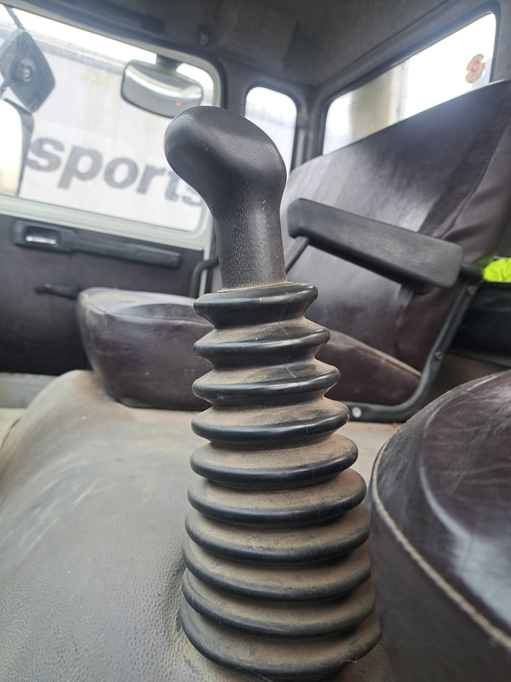 RENAULT - Nákladní automobil valníkový/ Plošinový: obrázek 5 RENAULT - Nákladní automobil valníkový/ Plošinový: obrázek 5