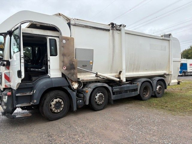 MAN 35.360 8x2 - Vůz na odvoz odpadků: obrázek 2 MAN 35.360 8x2 - Vůz na odvoz odpadků: obrázek 2