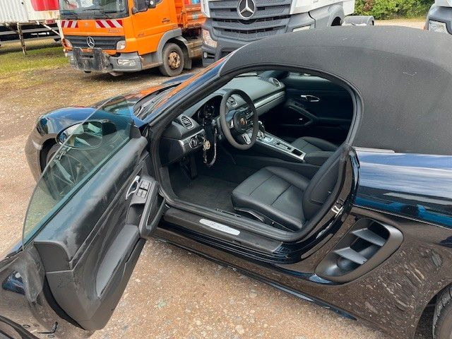 Porsche Boxster - Osobní auto: obrázek 4 Porsche Boxster - Osobní auto: obrázek 4