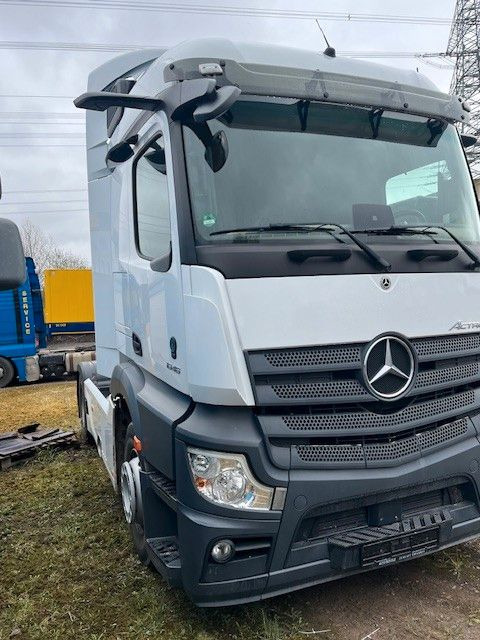 Mercedes-Benz Actros 1846 5 L-Fahrerhaus - Tahač: obrázek 2 Mercedes-Benz Actros 1846 5 L-Fahrerhaus - Tahač: obrázek 2