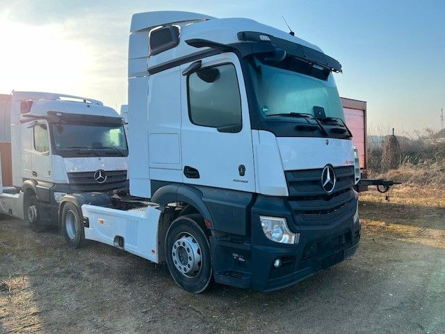 Mercedes-Benz Actros 1846 5 L-Fahrerhaus - Tahač: obrázek 4 Mercedes-Benz Actros 1846 5 L-Fahrerhaus - Tahač: obrázek 4
