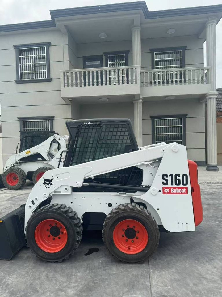 Bobcat S 160 - Smykový nakladač: obrázek 1 Bobcat S 160 - Smykový nakladač: obrázek 1