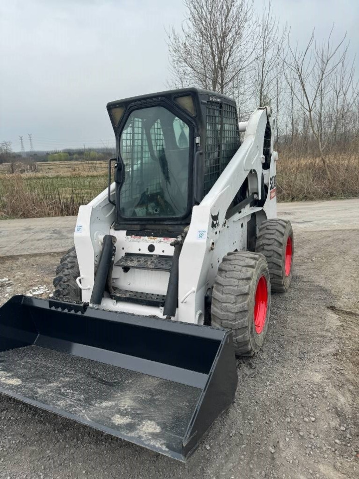 Bobcat S 300 - Smykový nakladač: obrázek 1 Bobcat S 300 - Smykový nakladač: obrázek 1
