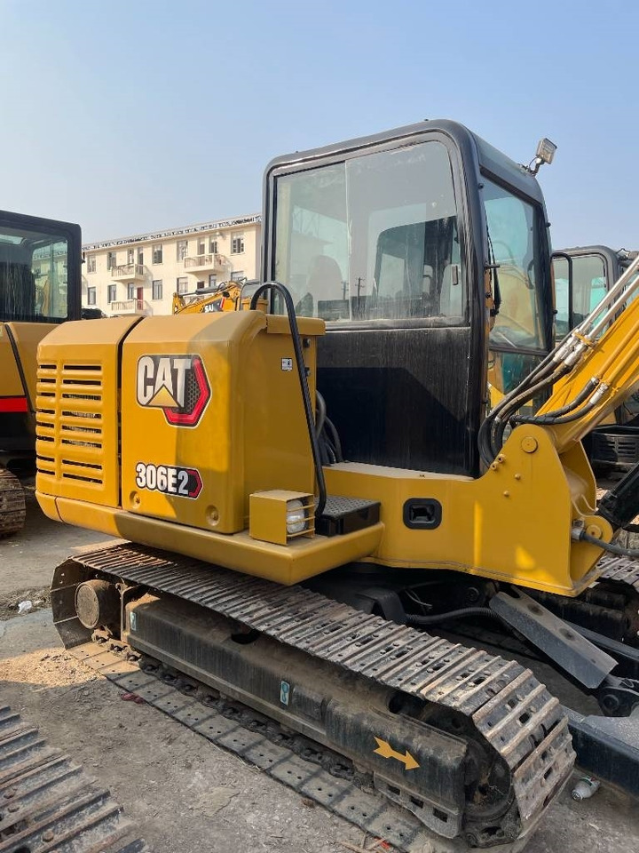 CAT 306E2 - Mini rýpadlo: obrázek 4 CAT 306E2 - Mini rýpadlo: obrázek 4
