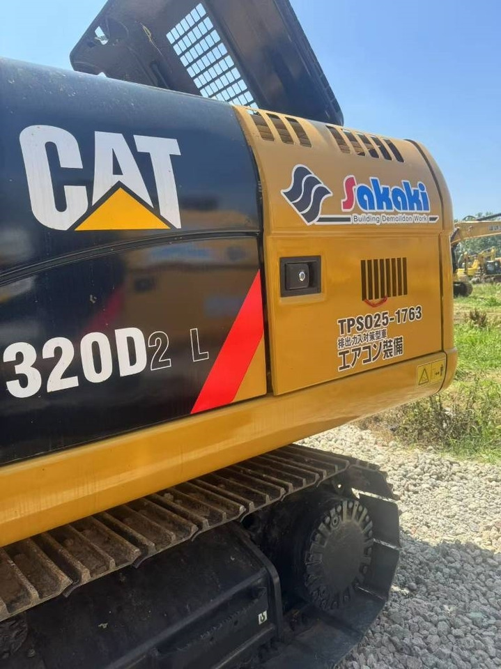 CAT 320d2 - Pásové rýpadlo: obrázek 2 CAT 320d2 - Pásové rýpadlo: obrázek 2