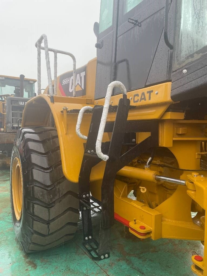 CAT 966 H - Kolový nakladač: obrázek 3 CAT 966 H - Kolový nakladač: obrázek 3