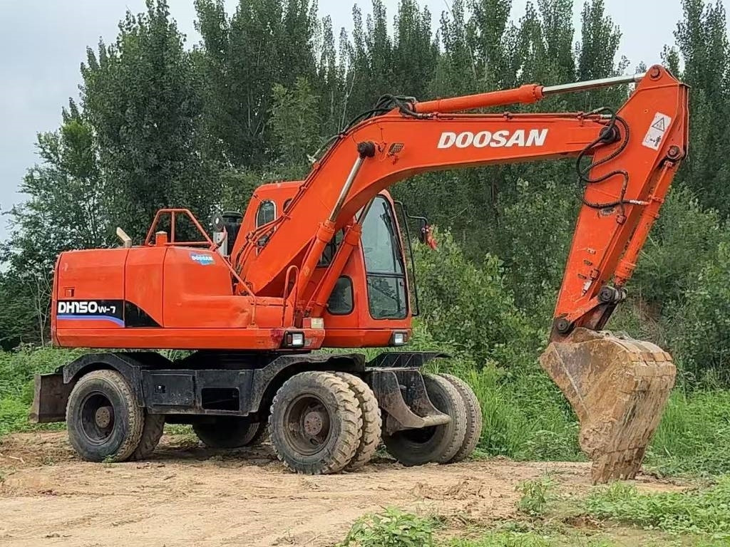 Doosan DH 150 W-7 - Kolesové rýpadlo: obrázek 1 Doosan DH 150 W-7 - Kolesové rýpadlo: obrázek 1
