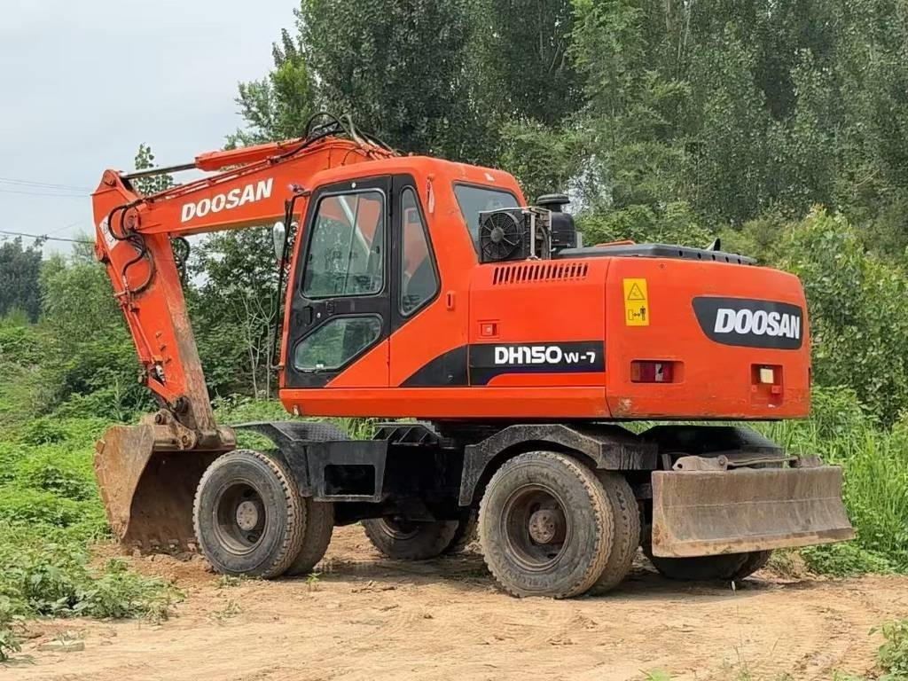 Doosan DH 150 W-7 - Kolesové rýpadlo: obrázek 5 Doosan DH 150 W-7 - Kolesové rýpadlo: obrázek 5
