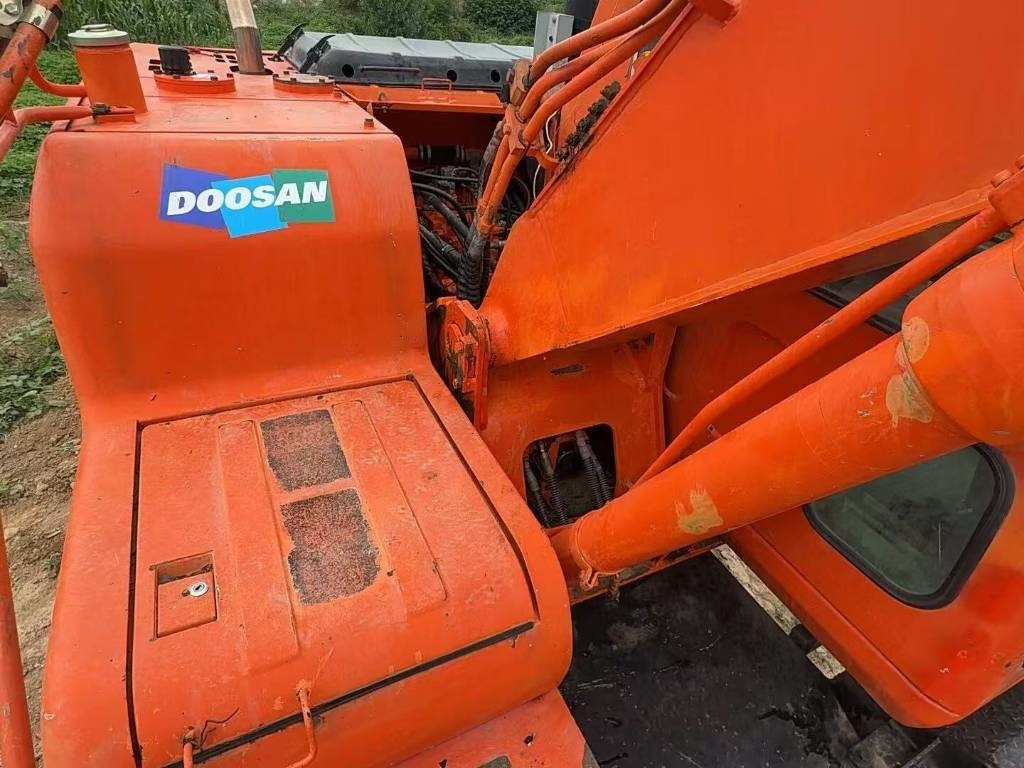 Doosan DH 150 W-7 - Kolesové rýpadlo: obrázek 4 Doosan DH 150 W-7 - Kolesové rýpadlo: obrázek 4