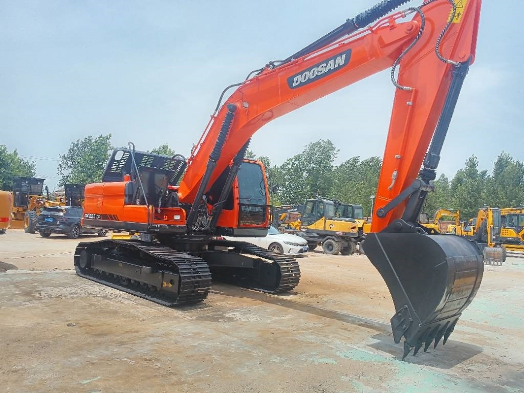 Doosan DX 225 - Pásové rýpadlo: obrázek 1 Doosan DX 225 - Pásové rýpadlo: obrázek 1