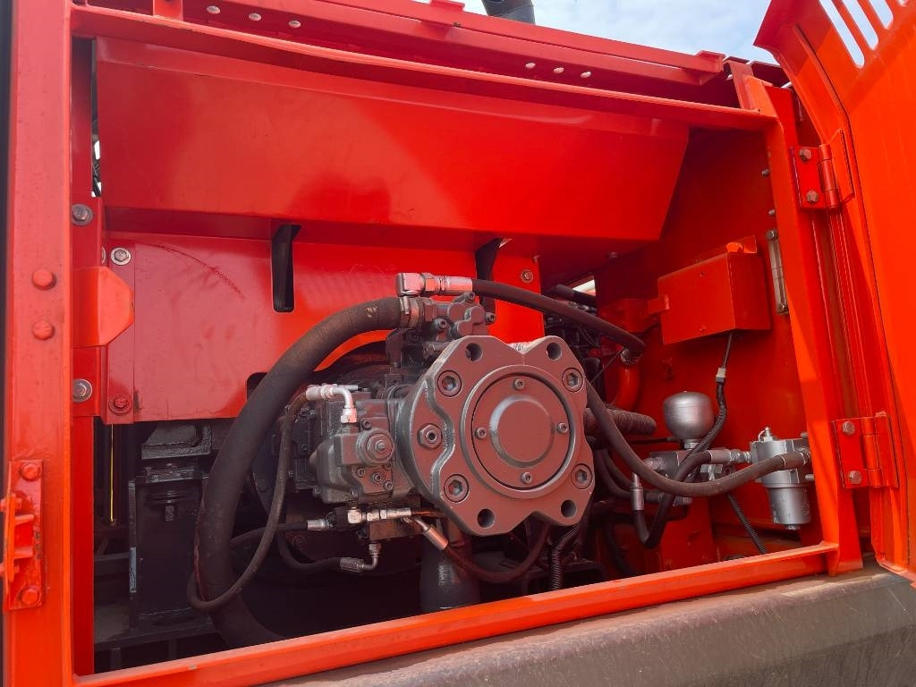 Doosan DX 300 - Pásové rýpadlo: obrázek 3 Doosan DX 300 - Pásové rýpadlo: obrázek 3