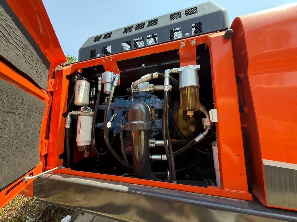 Doosan DX 340 - Pásové rýpadlo: obrázek 4 Doosan DX 340 - Pásové rýpadlo: obrázek 4