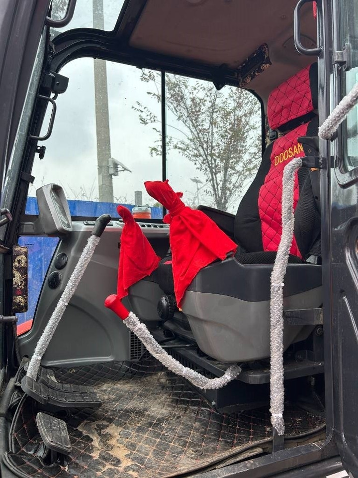 Doosan DX 60 - Mini rýpadlo: obrázek 3 Doosan DX 60 - Mini rýpadlo: obrázek 3