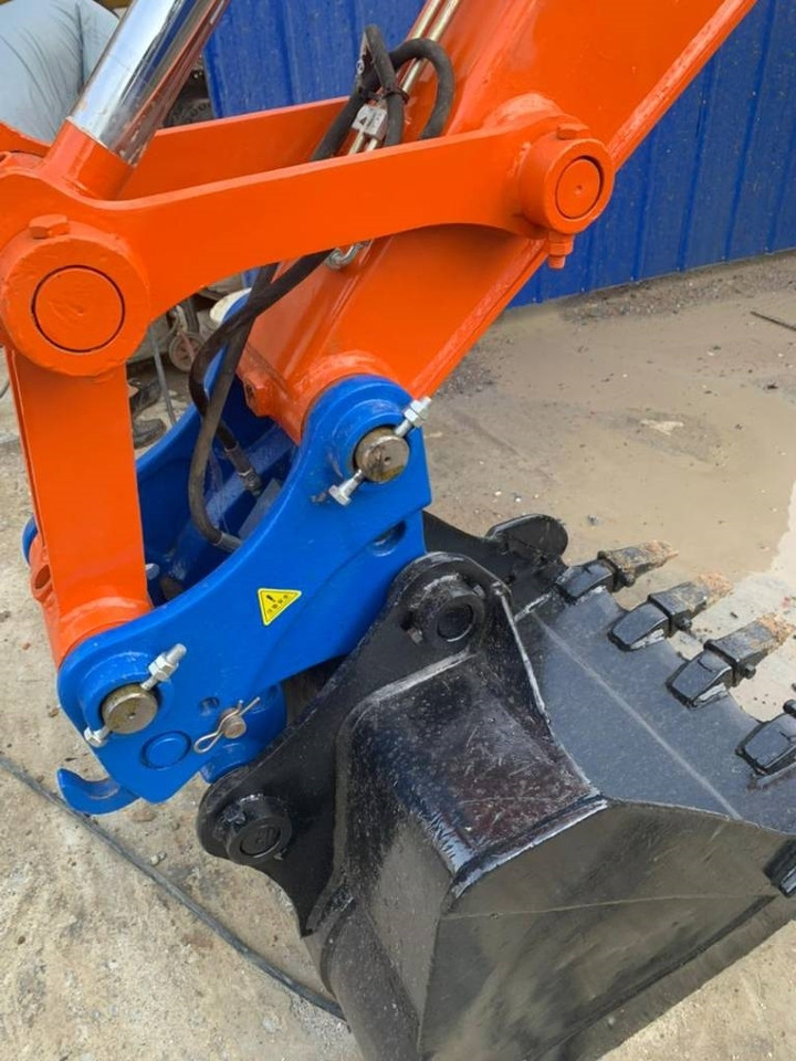 Doosan DX 75-9 C - Mini rýpadlo: obrázek 4 Doosan DX 75-9 C - Mini rýpadlo: obrázek 4