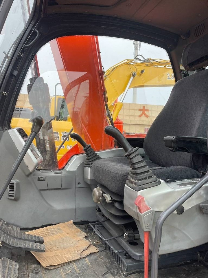 Doosan DX80 - Mini rýpadlo: obrázek 4 Doosan DX80 - Mini rýpadlo: obrázek 4