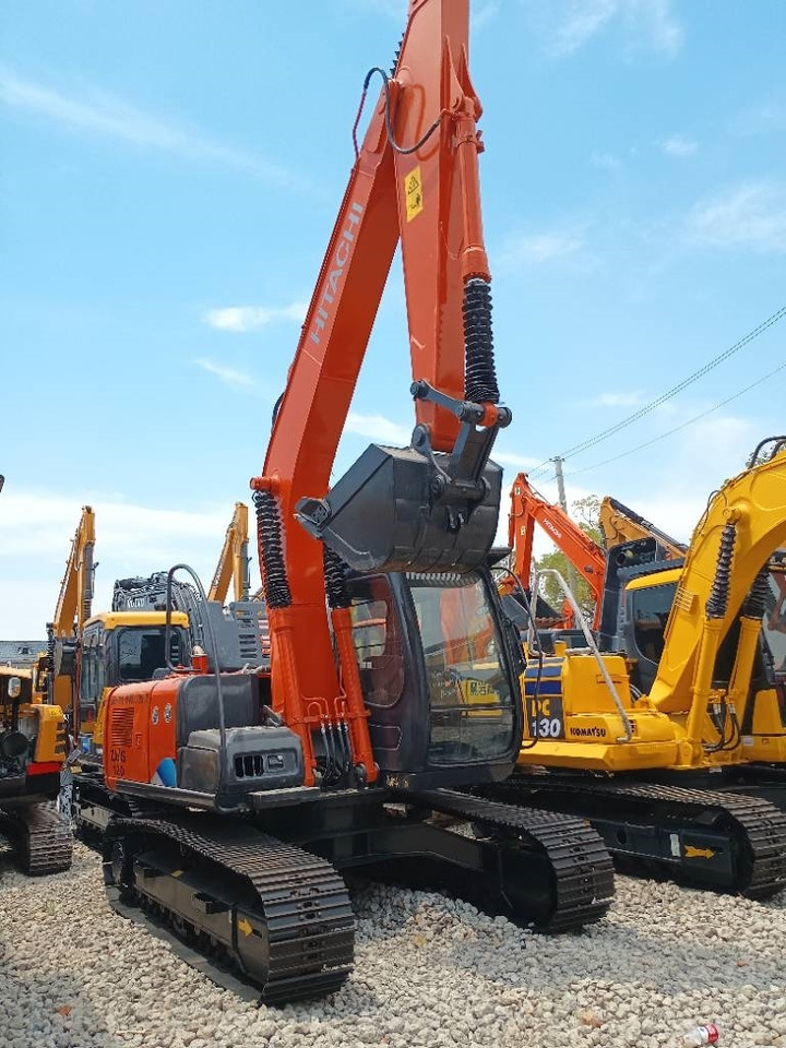 Hitachi ZX 120 - Pásové rýpadlo: obrázek 5 Hitachi ZX 120 - Pásové rýpadlo: obrázek 5