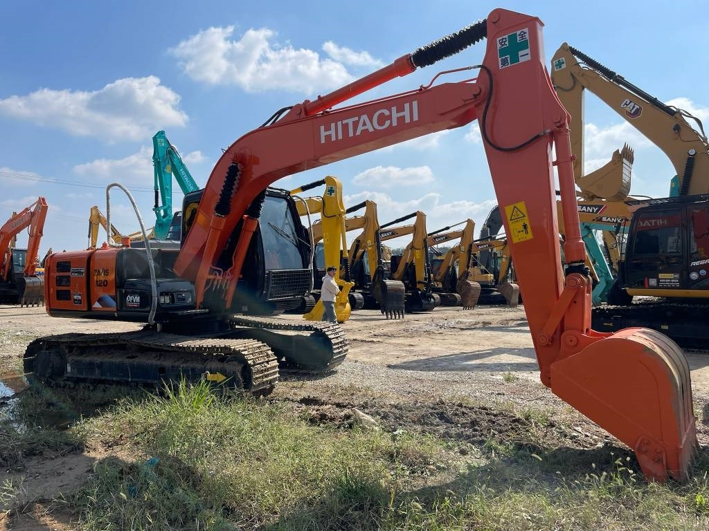 Hitachi ZX 120 - Pásové rýpadlo: obrázek 5 Hitachi ZX 120 - Pásové rýpadlo: obrázek 5