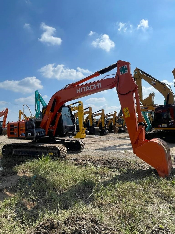 Hitachi ZX 120 - Pásové rýpadlo: obrázek 4 Hitachi ZX 120 - Pásové rýpadlo: obrázek 4