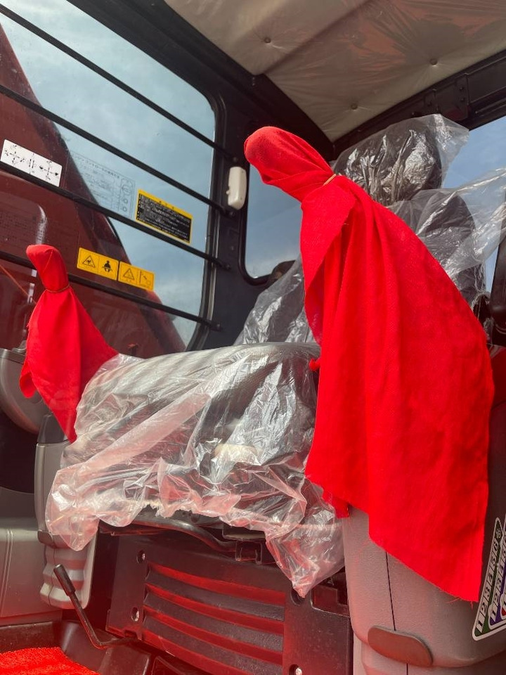 Hitachi ZX 200 - Pásové rýpadlo: obrázek 2 Hitachi ZX 200 - Pásové rýpadlo: obrázek 2