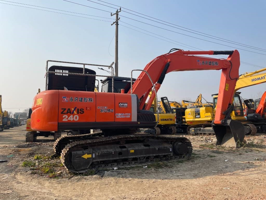 Hitachi ZX 240 - Pásové rýpadlo: obrázek 3 Hitachi ZX 240 - Pásové rýpadlo: obrázek 3