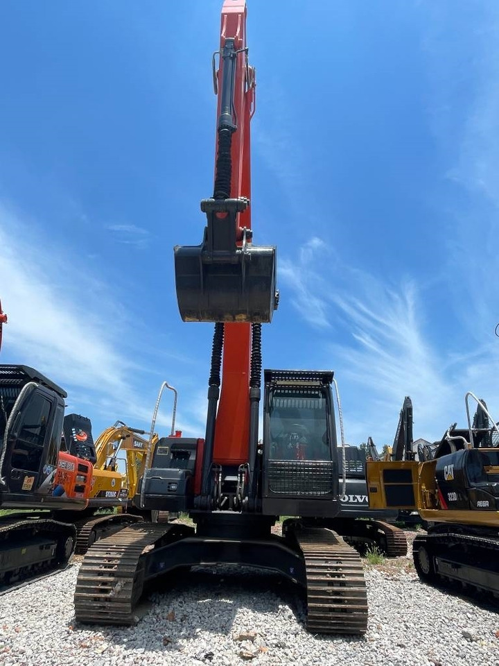 Hitachi ZX 240 - Pásové rýpadlo: obrázek 2 Hitachi ZX 240 - Pásové rýpadlo: obrázek 2