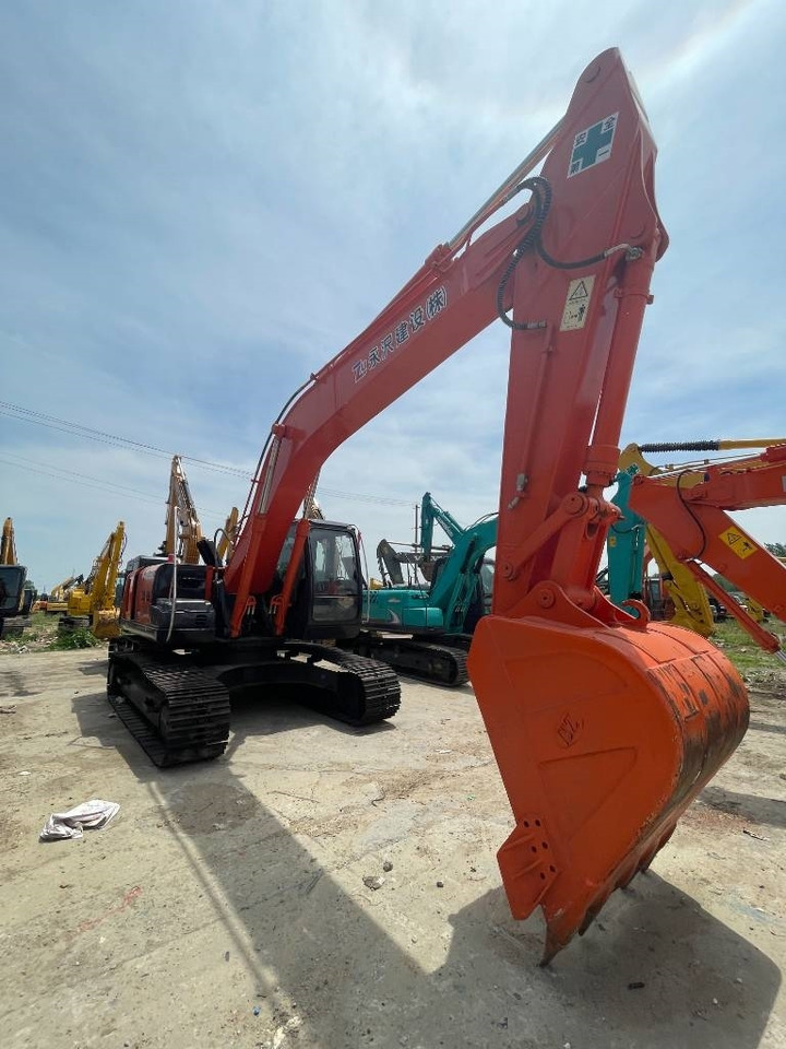 Hitachi ZX 240 - Pásové rýpadlo: obrázek 5 Hitachi ZX 240 - Pásové rýpadlo: obrázek 5