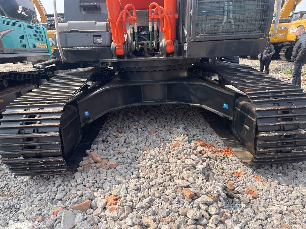 Hitachi ZX 360 - Pásové rýpadlo: obrázek 5 Hitachi ZX 360 - Pásové rýpadlo: obrázek 5