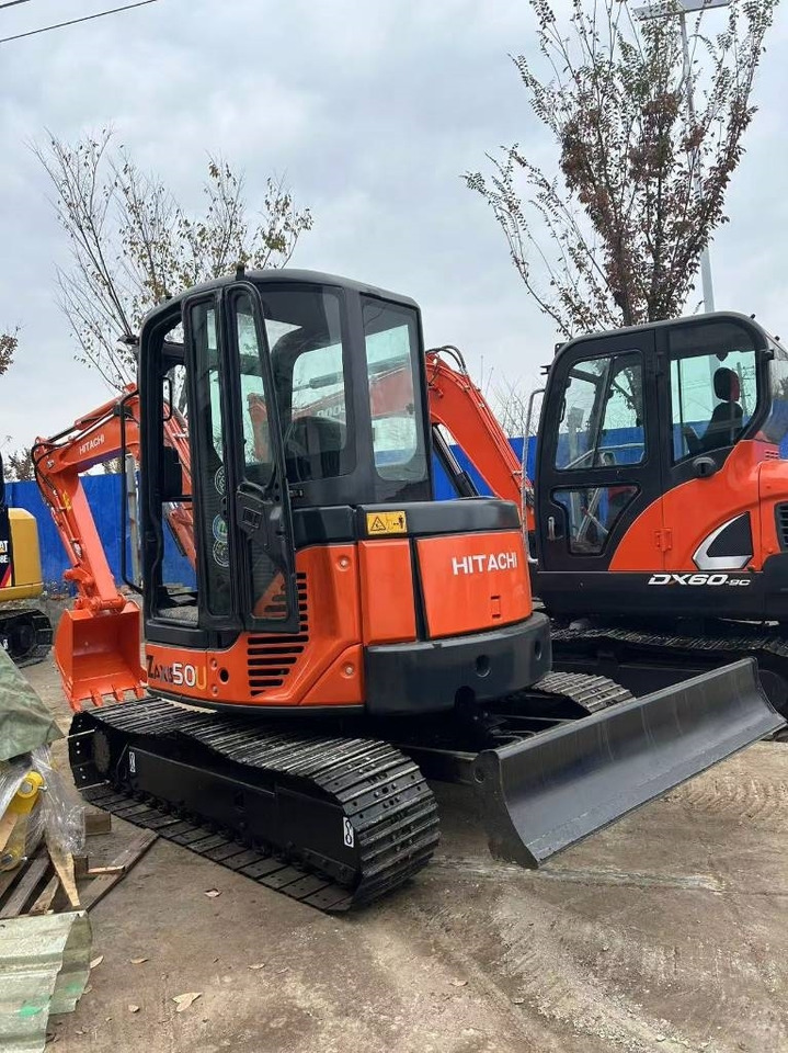 Hitachi ZX 50 - Pásové rýpadlo: obrázek 2 Hitachi ZX 50 - Pásové rýpadlo: obrázek 2