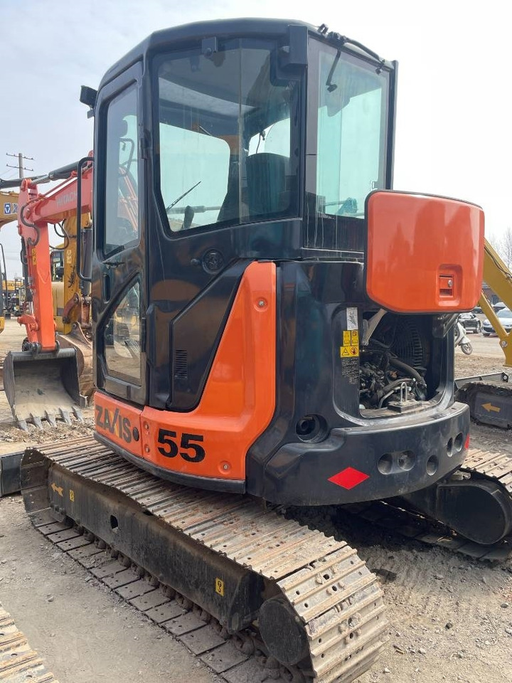 Hitachi ZX 55 - Mini rýpadlo: obrázek 4 Hitachi ZX 55 - Mini rýpadlo: obrázek 4