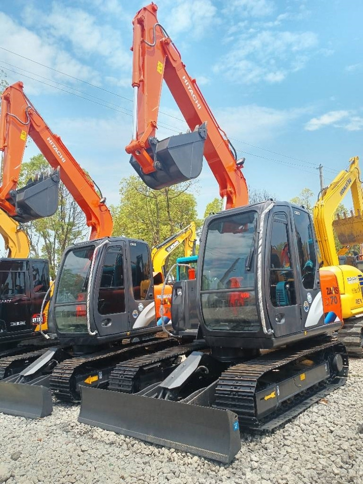 Hitachi ZX 70 - Pásové rýpadlo: obrázek 1 Hitachi ZX 70 - Pásové rýpadlo: obrázek 1