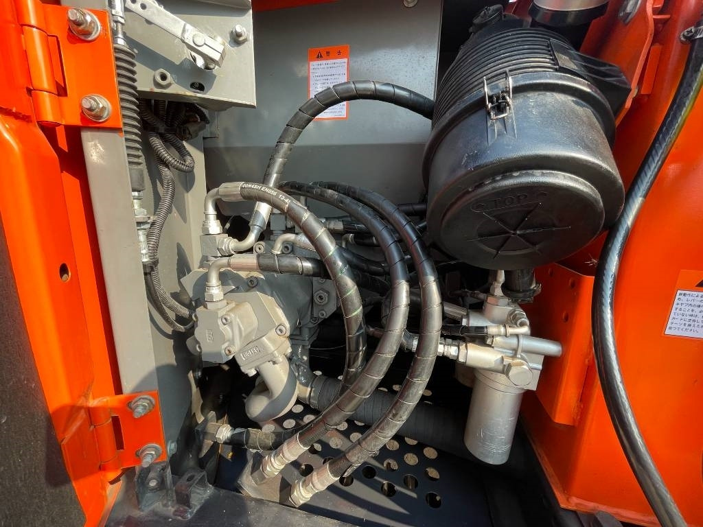 Hitachi ZX 75 - Pásové rýpadlo: obrázek 4 Hitachi ZX 75 - Pásové rýpadlo: obrázek 4
