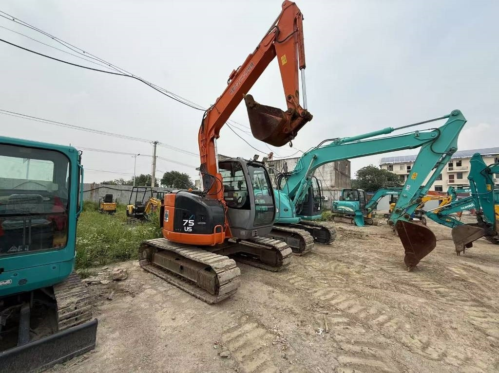 Hitachi ZX 75 US - Mini rýpadlo: obrázek 5 Hitachi ZX 75 US - Mini rýpadlo: obrázek 5