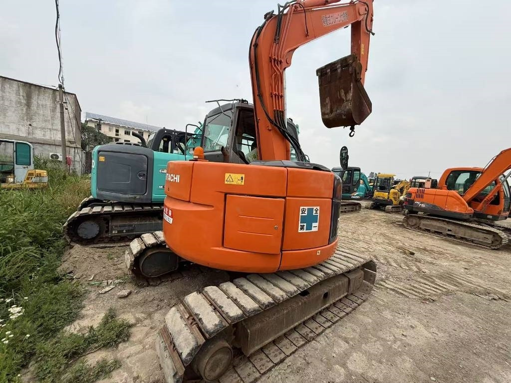 Hitachi ZX 75 US - Mini rýpadlo: obrázek 1 Hitachi ZX 75 US - Mini rýpadlo: obrázek 1