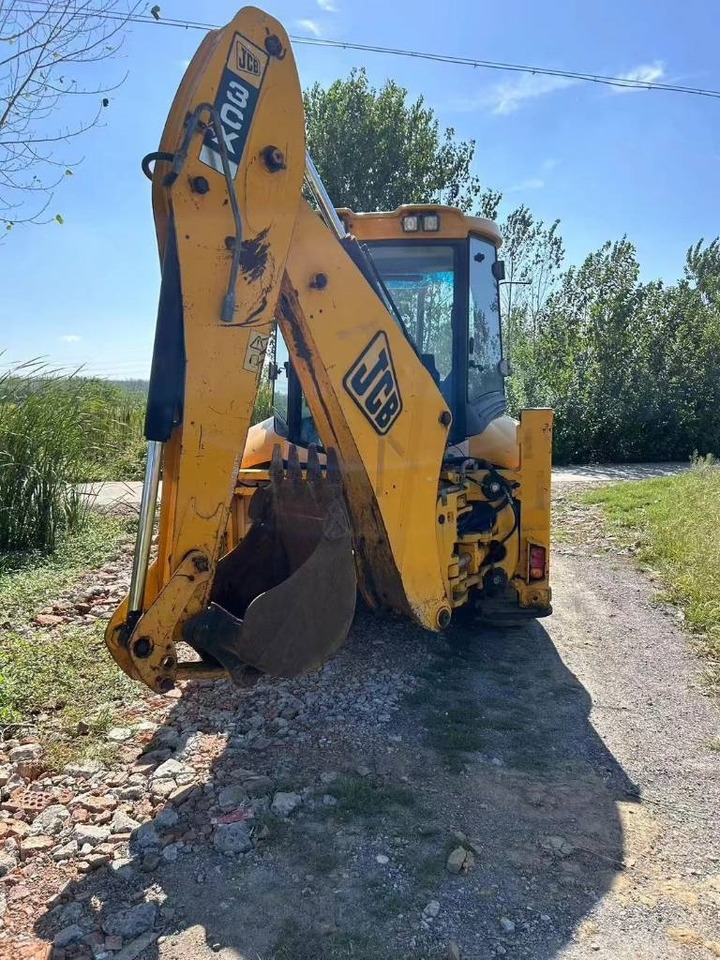 JCB 3 CX - Rýpadlo-nakladač: obrázek 2 JCB 3 CX - Rýpadlo-nakladač: obrázek 2