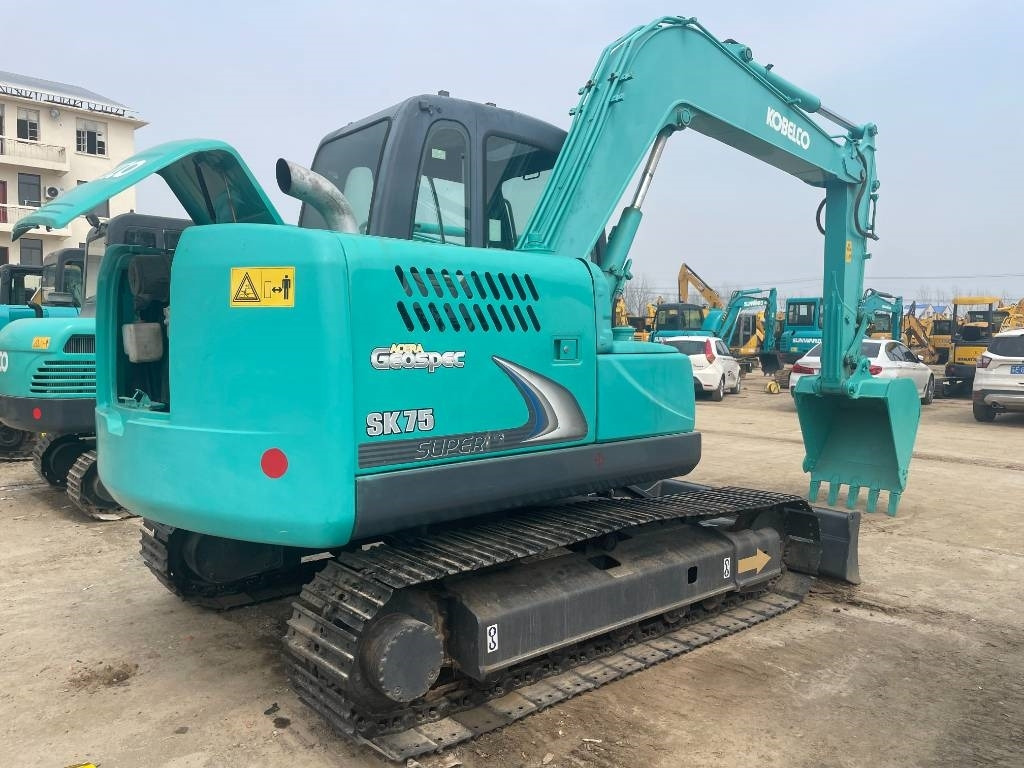 Kobelco SK 75 - Mini rýpadlo: obrázek 2 Kobelco SK 75 - Mini rýpadlo: obrázek 2