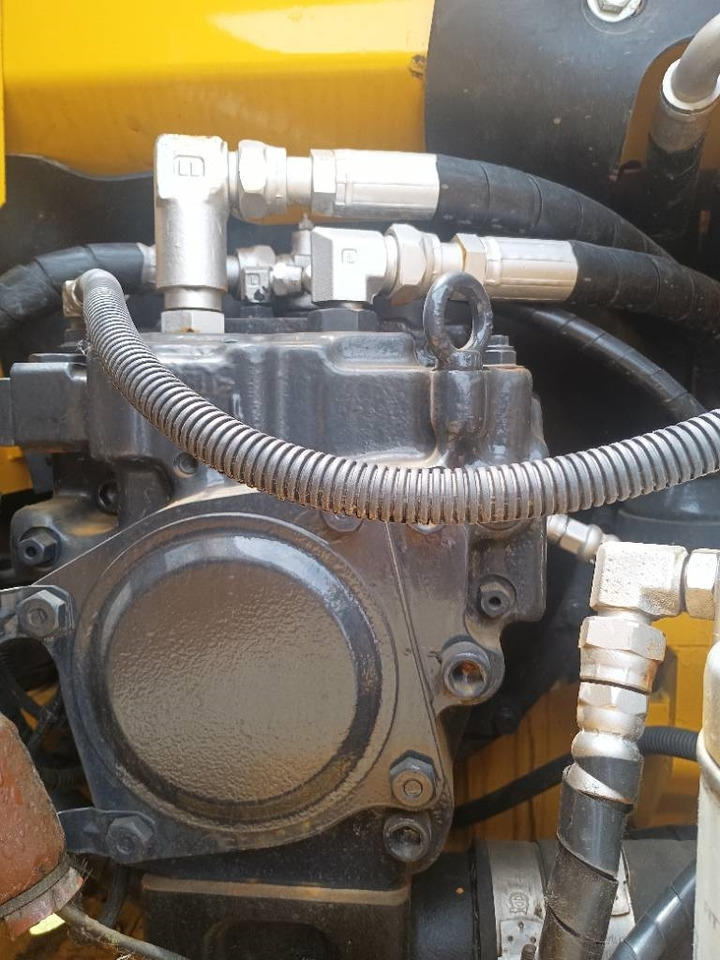 Komatsu PC 120-8 - Mini rýpadlo: obrázek 4 Komatsu PC 120-8 - Mini rýpadlo: obrázek 4