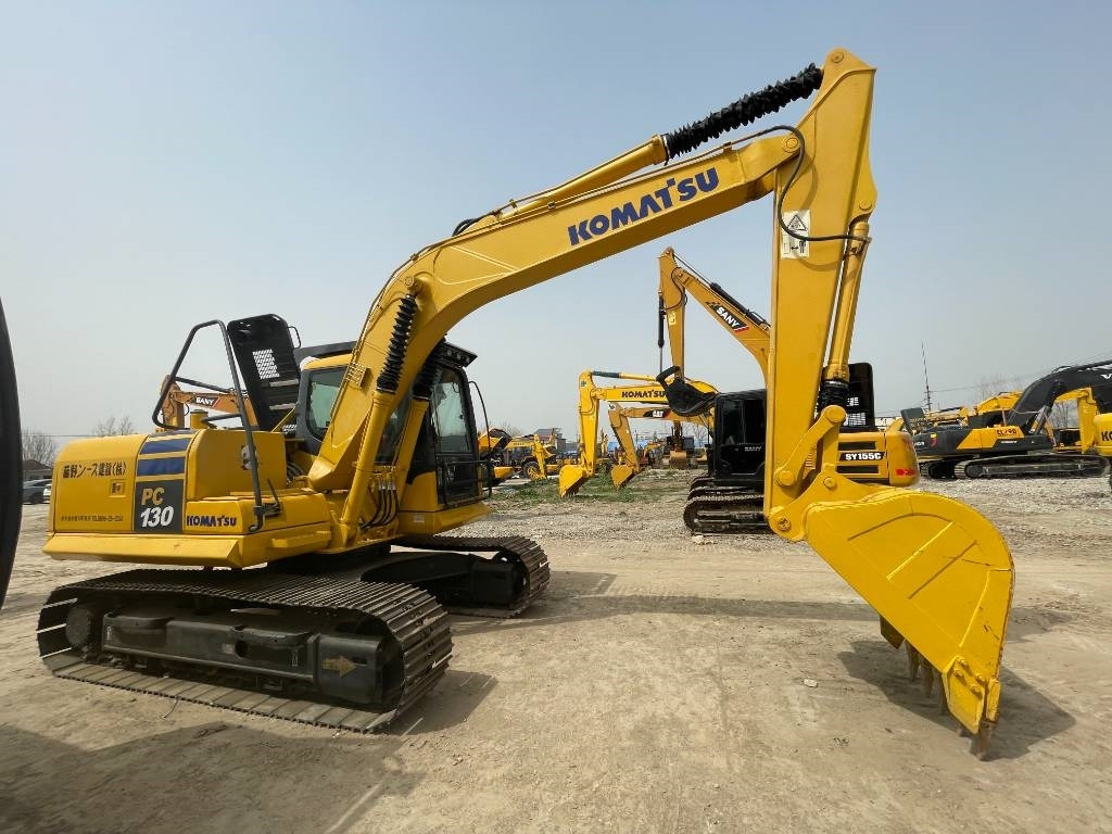 Komatsu PC 130 - Pásové rýpadlo: obrázek 5 Komatsu PC 130 - Pásové rýpadlo: obrázek 5