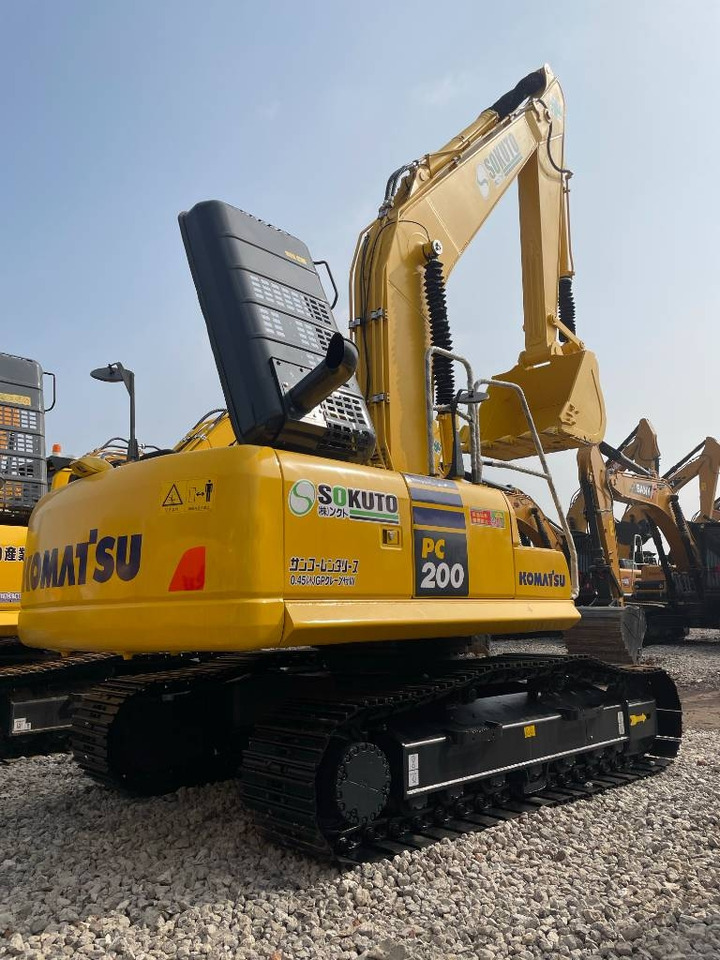 Komatsu PC 200-8 - Pásové rýpadlo: obrázek 1 Komatsu PC 200-8 - Pásové rýpadlo: obrázek 1