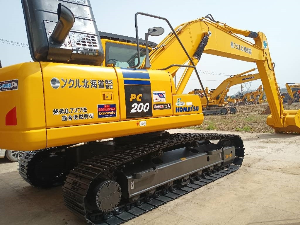 Komatsu PC 200 8N - Pásové rýpadlo: obrázek 1 Komatsu PC 200 8N - Pásové rýpadlo: obrázek 1